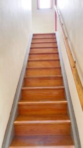 Treppe ins DG