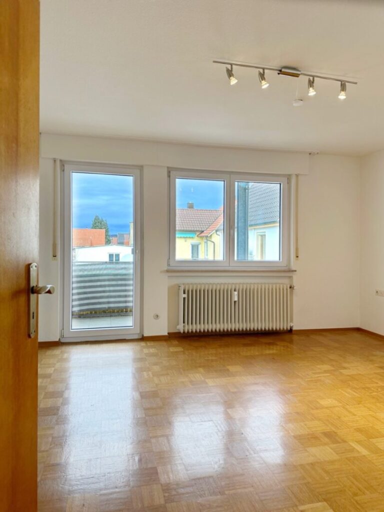 Zimmer mit Balkon