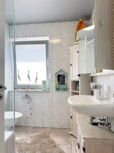 Badezimmer EG