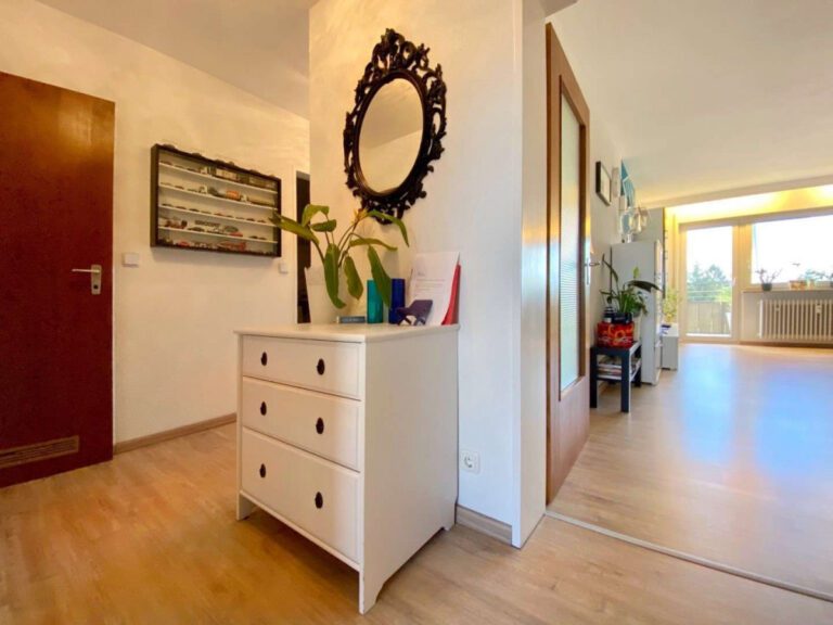 Diele mit Blick Wohnzimmer-01