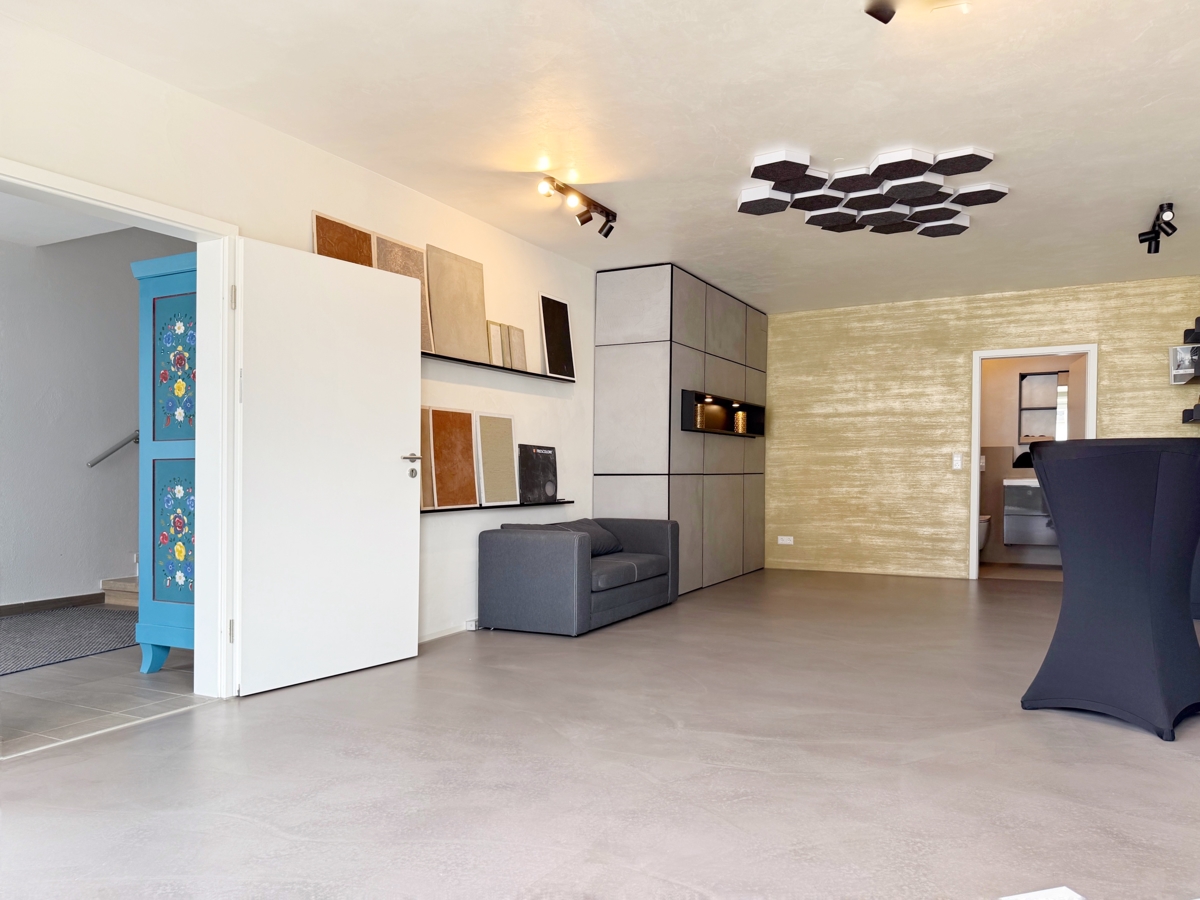 Wohn-oder Arbeitszimmer UG