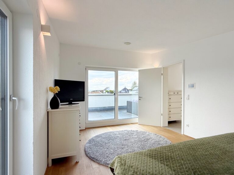 Schlafzimmer DG