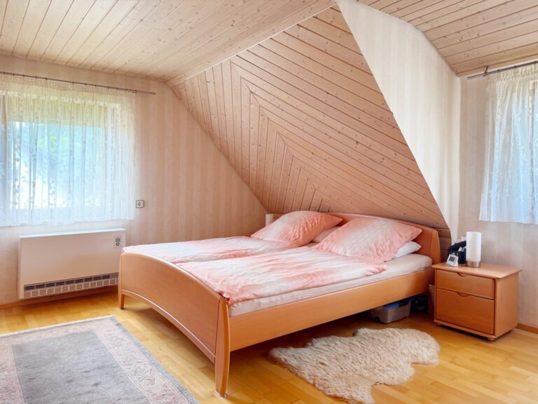 Schlafzimmer OG