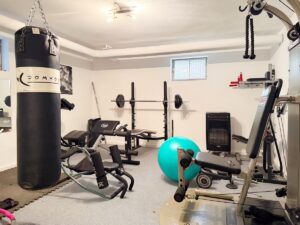 Fitnessraum UG