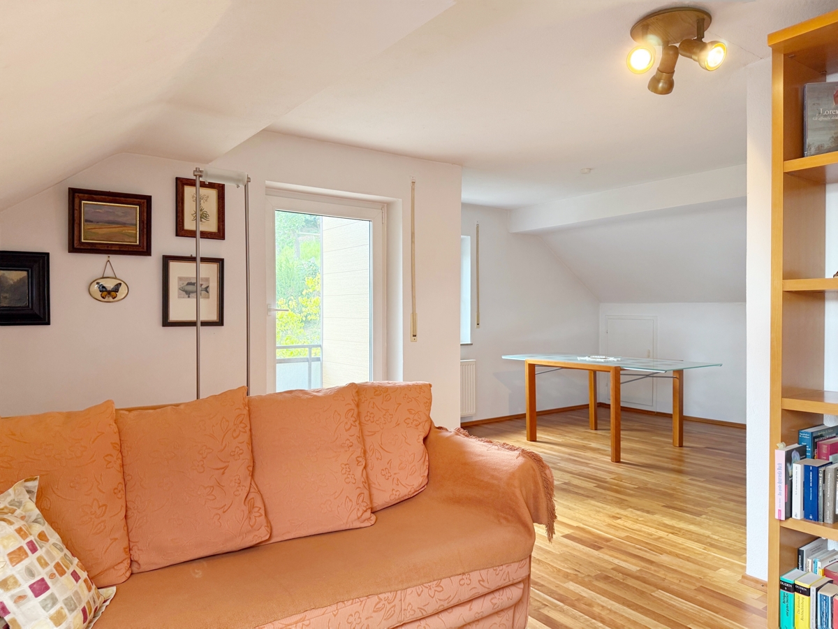 Wohn- und Essbereich DG