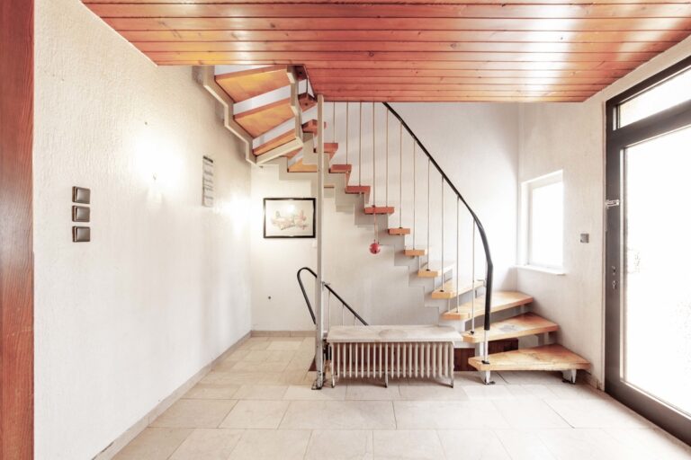Holztreppe