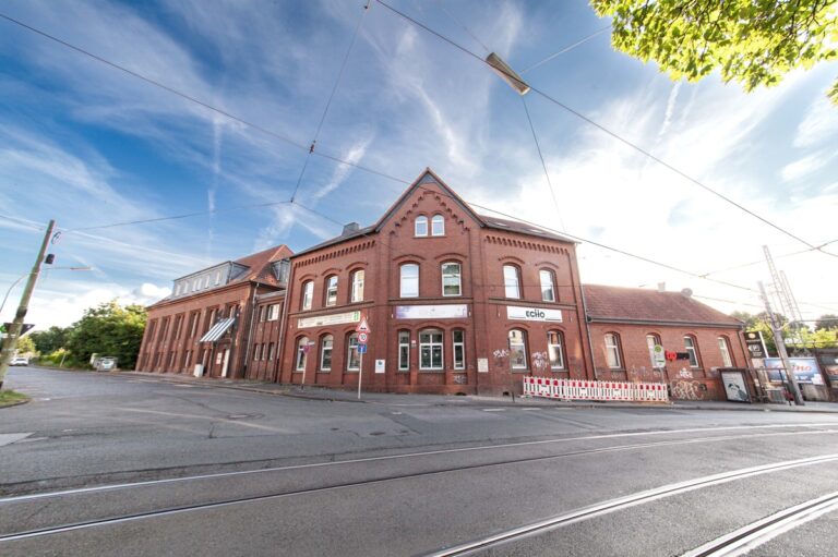 Straßenansicht