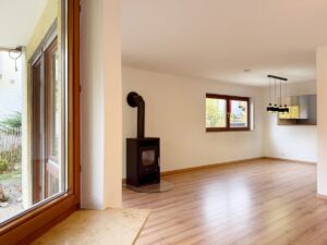 Wohn- und Essbereich2