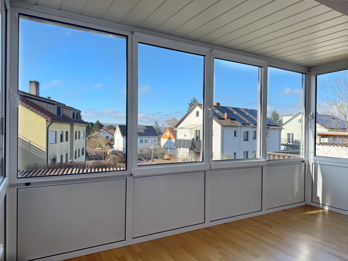 Helle Fensterfront