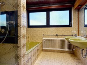 Badezimmer EG