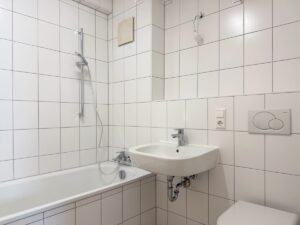 Badezimmer EG