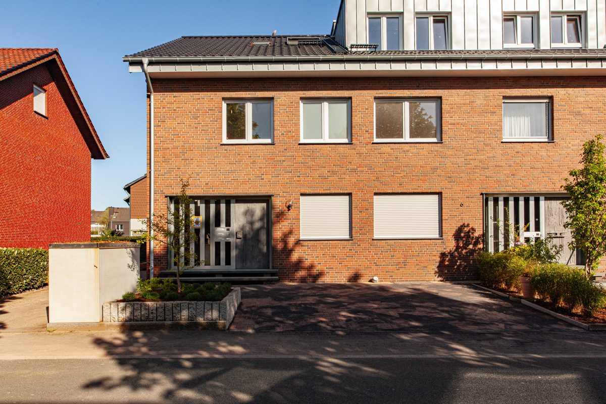 Straßenansicht